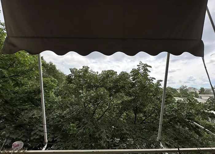 Kelly\'S Cozy Hideaway - Central Tirana